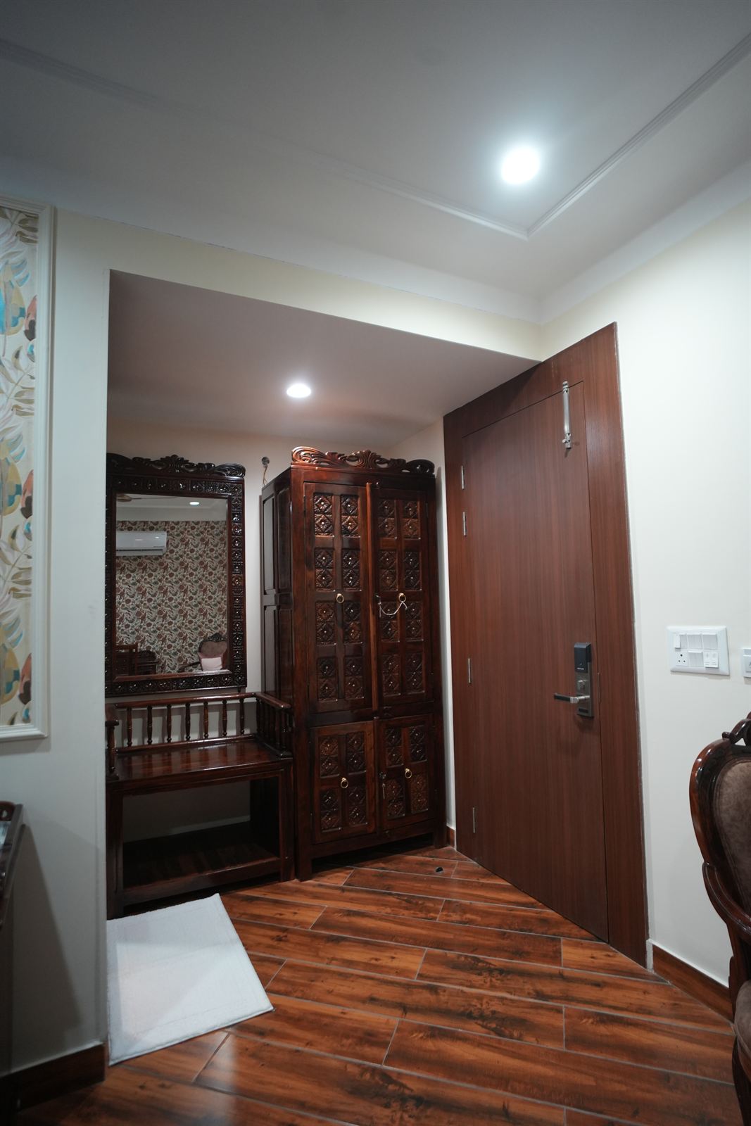 Executive Deluxe Luxury AC Room