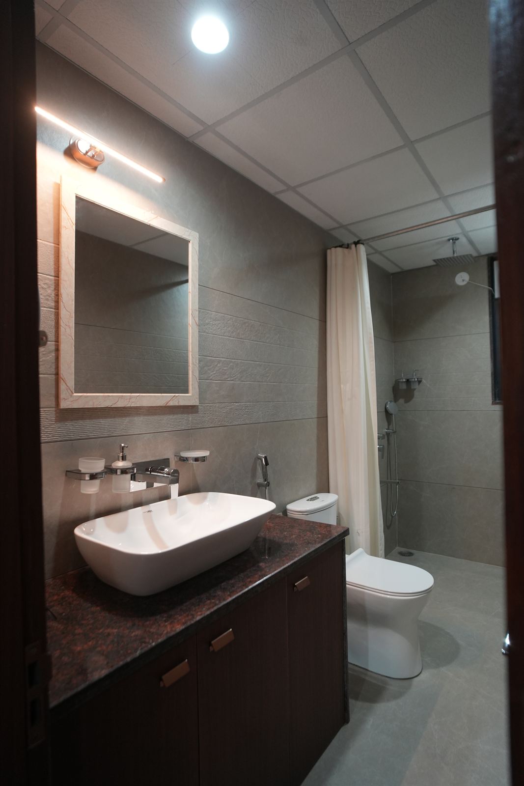 Executive Deluxe Luxury AC Room