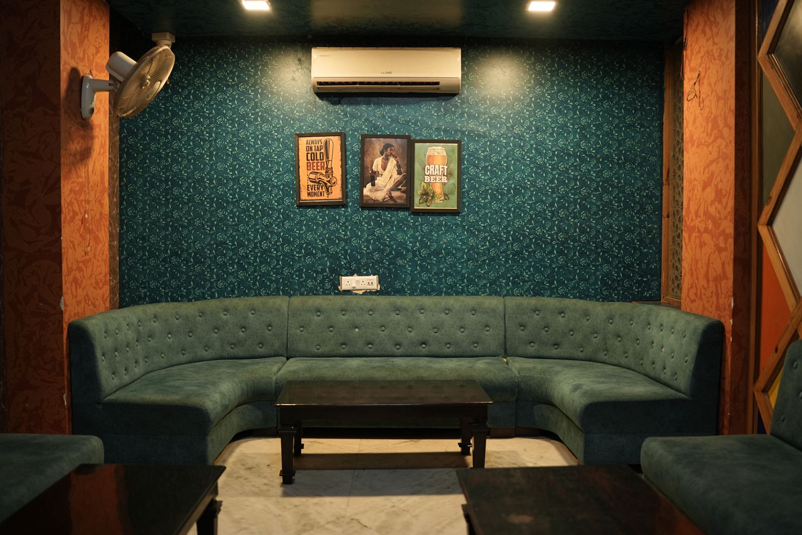 Vibrant Dancing Lounge & Plush VIP Sofas