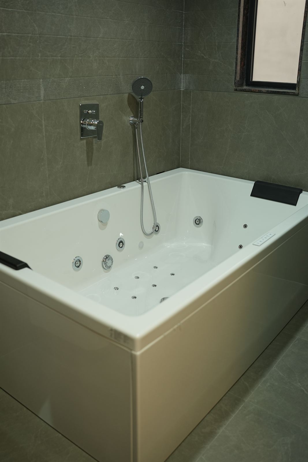 Grand Presidential Suite & Panoramic View