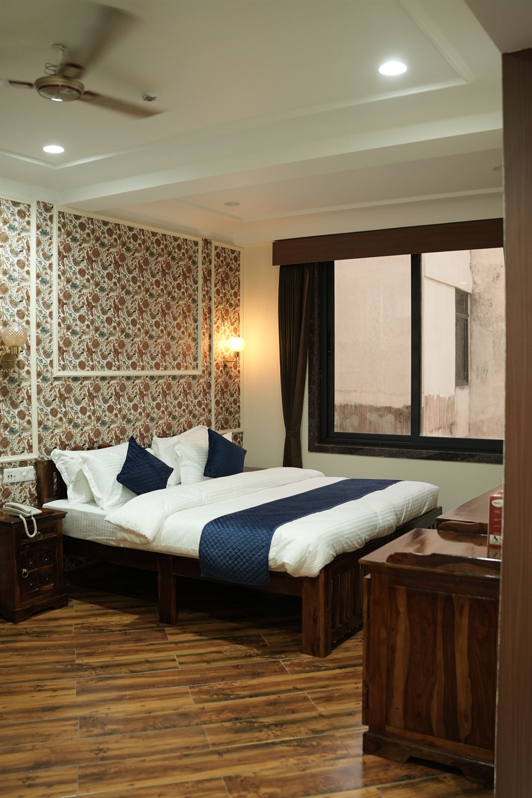 Grand Presidential Suite & Panoramic View
